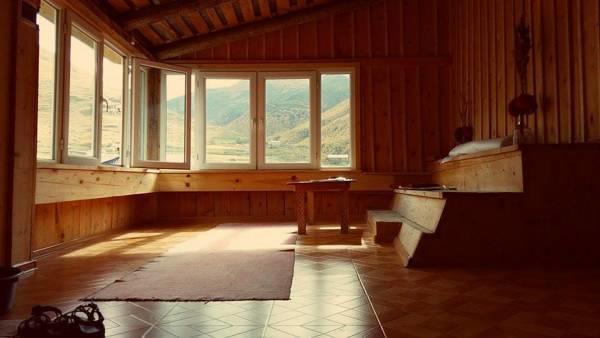 Ushguli Hotel Riho Eksteriør bilde