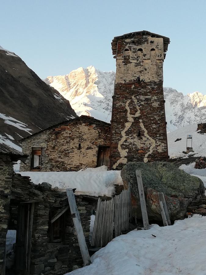 Ushguli Hotel Riho Eksteriør bilde